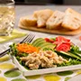 Ensalada de pollo con limón y pimienta