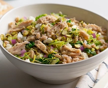 tossed-lemon-pepper-tuna-and-farro-veggie-bowl